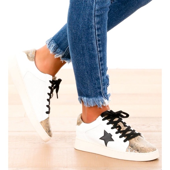 White Raven Rowan White/Gold/Snake Star Sneaker - Picture 6 of 12